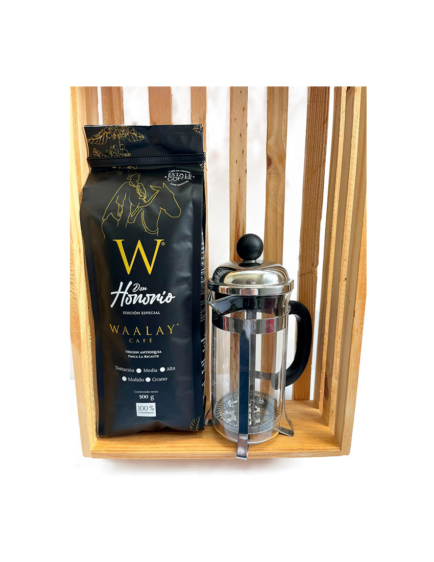 Prensa francesa y café